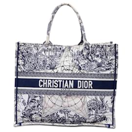 Tote Book Dior in tela bianca con ricami Around The World
