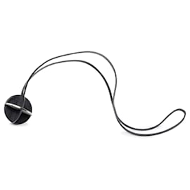 Collier pendentif Zodiac en cuir noir et laiton Hermès