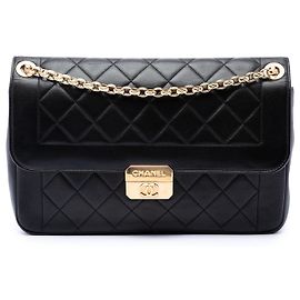 Borsa a tracolla Chanel Large Lambskin Chic With Me Flap Nera