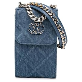 Portacellulare Chanel Denim 19 Blu con borsa a tracolla a catena