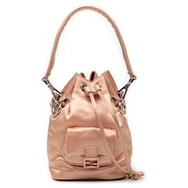 Mini borsa bucket Mon Tresor in raso rosa Fendi Satchel