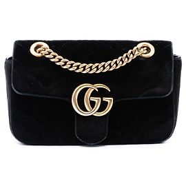 Bolsa de Ombro Gucci Small GG Marmont Matelassé em Veludo Preta