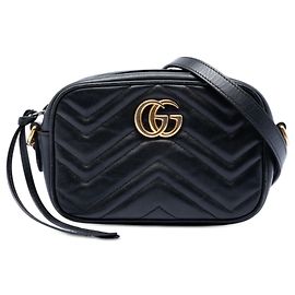 Borsa a tracolla Gucci Mini GG Marmont Matelasse in pelle nera