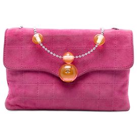 Sac à épaule Chanel CC Choco Bar en daim rose avec chaîne perlée