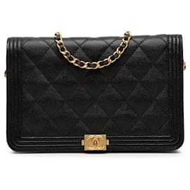 Borsa a tracolla Chanel Boy Wallet on Chain in pelle caviar matelassé nera