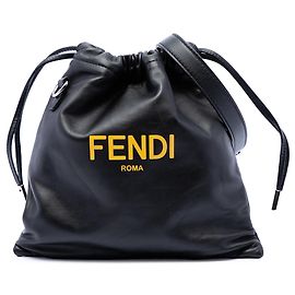 Pochette Pack in pelle nera Fendi