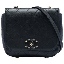 Borsa a tracolla Chanel Small Stitched in pelle di vitello con chiusura CC nera
