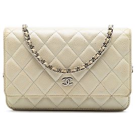Borsa a tracolla Chanel CC Quilted Caviar Wallet on Chain Gialla
