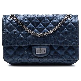 Borsa a tracolla Chanel Reissue 2.55 Accordion Flap 225 in pelle di vitello invecchiata blu matelassé a righe metalliche