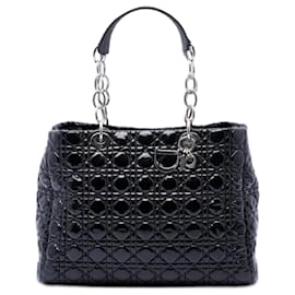 Borsa Shopping Lady Dior Soft Large in pelle verniciata Cannage Nera Dior