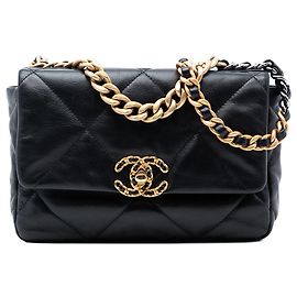 Bolsa Chanel 19 Flap Satchel Medium em pele de cordeiro preta