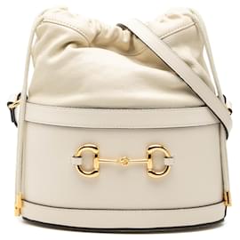 Borsa a secchiello Gucci 1955 Horsebit in pelle di vitello bianca