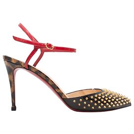 Christian Louboutin spitze Absatzschuhe mit Nieten in Schwarz & Multicolor Größe 39.5
