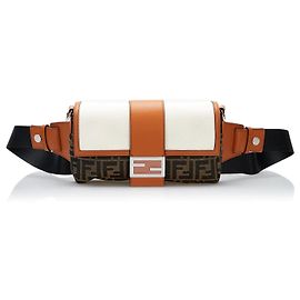 Borsa cintura convertibile in pelle Fendi Zucca marrone