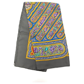 Hermès Qalamdan Seidentuch Grau 90