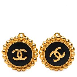Pendientes de clip redondos esmaltados Chanel CC chapados en oro negros