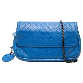 Borsa a tracolla Blue Bottega Veneta Small Calfskin Intrecciomirage con farfalla impressa e catena