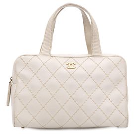 Borsa Chanel CC Wild Stitch in pelle di agnello bianca