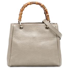 Borsa Gucci Small Bamboo Shopper in pelle di vitello dorata