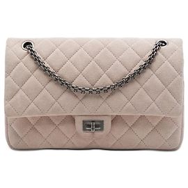 Borsa a tracolla Chanel Reissue 2.55 Double Flap 226 in camoscio matelassé rosa