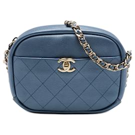 Borsa Camera Chanel Small Quilted Metallic Goatskin Blu per viaggi casual