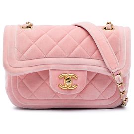 Borsa a tracolla Chanel Mini Quilted Velvet Double Frame Flap Rosa