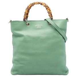 Borsa shopper Gucci in pelle di vitello Tall verde con manici in bambù