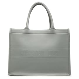 Book Tote Dior in pelle goffrata grigia, dimensione Medium