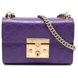 Borsa a tracolla Gucci Small Guccissima con lucchetto, viola