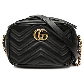 Borsa a tracolla Mini GG Marmont in pelle matelassé nera Gucci