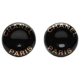 Chanel CC Clip-Ohrringe aus Harz und Messing mit Logo-Print in Schwarz