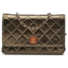 Bolso bandolera con cadena y botón Chanel en piel de cordero acolchado iridiscente tartan dorado