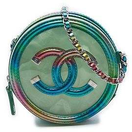 Grüne Chanel CC Filigree runde Clutch aus PVC und metallisiertem Lammfell mit Crossbody-Kettenriemen