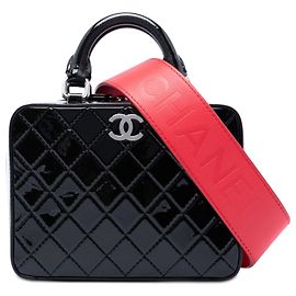 Trousse de voyage Chanel Small CC matelassée en cuir verni noir Satchel Vanity Case