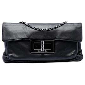 Borsa a tracolla Chanel Lambskin Giant Mademoiselle Turnlock Flap nera