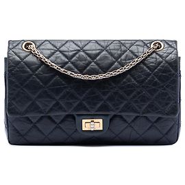 Bolso de hombro Chanel Reissue 2.55 Double Flap 226 en piel de becerro envejecida acolchada azul