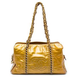 Tote Chanel Medium Crinkled Patent Luxe Ligne Gold