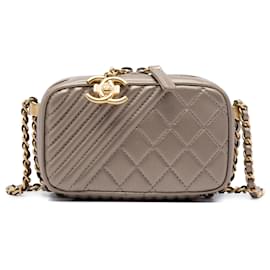 Borsa a tracolla Chanel Mini Quilted Lambskin Coco Boy Oro