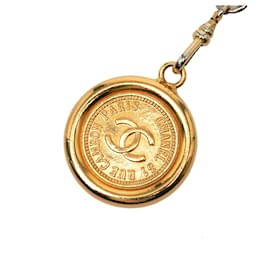 Cintura a maglia Chanel Gold Plated CC Medallion 31 Rue Cambon Paris dorata