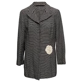 Vintage Chanel gestreifte Jacke aus Wollmischung in Schwarz-Weiß mit Camellia Größe FR 48