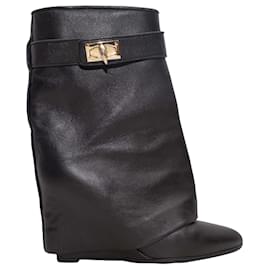 Botas Shark de cuero de punta afilada negras Givenchy Talla 38