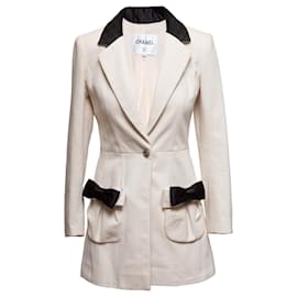 Blazer largo Chanel de algodón blanco y negro con detalle de lazo Talla FR 34