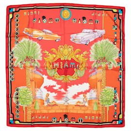 Versace Miami Beach Motivprint Seidentuch in Orange & Multicolor