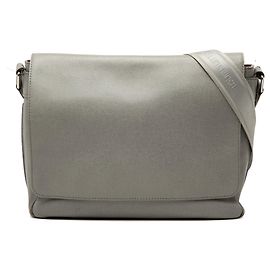 Borsa a tracolla Louis Vuitton Taiga Roman MM Grigia