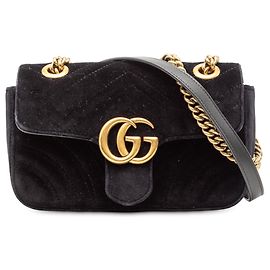Borsa a tracolla Gucci Small GG Marmont Matelasse in velluto nero