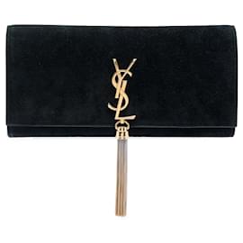 Clutch Kate Tassel in scamosciato nero con monogramma Saint Laurent