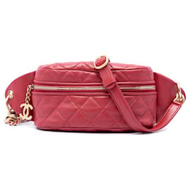 Borsa cintura Chanel CC in agnello trapuntato rosso