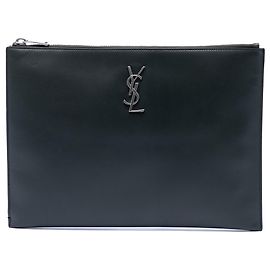 Clutch per iPad in pelle blu con monogramma Saint Laurent