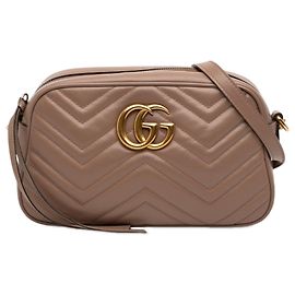 Borsa a tracolla Gucci Small GG Marmont Matelasse in pelle marrone