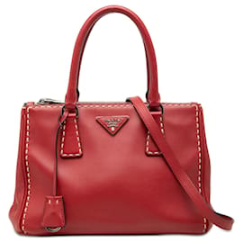 Borsa Prada Small City Galleria in pelle di vitello rossa con cuciture a mano e doppia zip